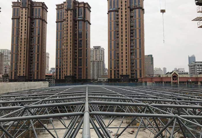 安宁螺栓球网架结构